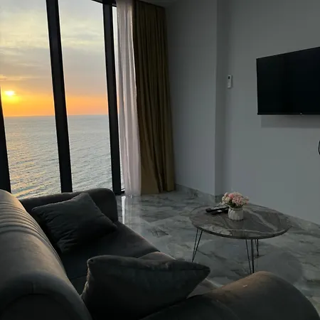 Tropical Garden Apartments Батуми Экстерьер фото